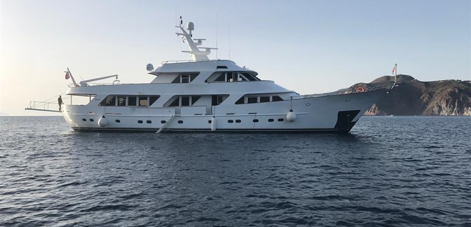 115' Classic Benetti Charter Yacht