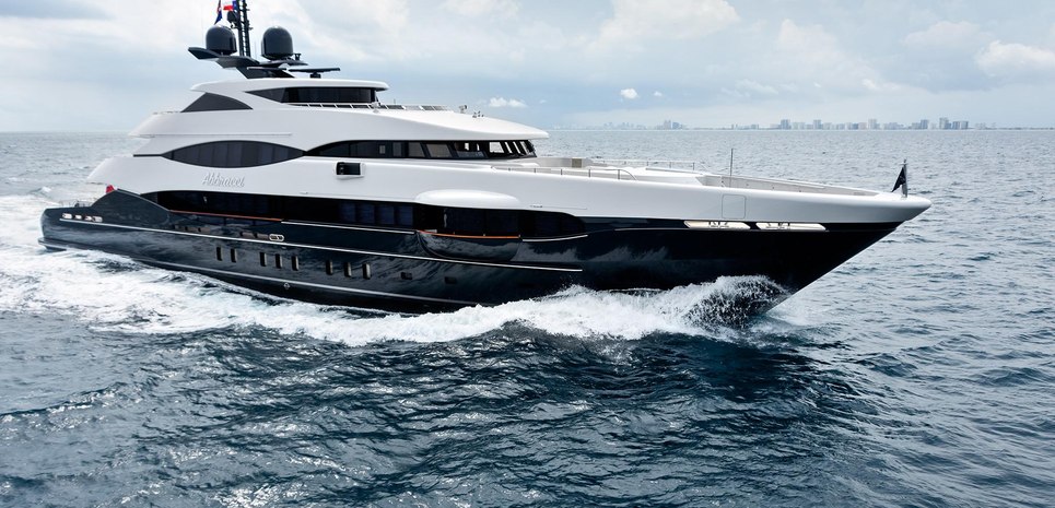 Abbracci Charter Yacht