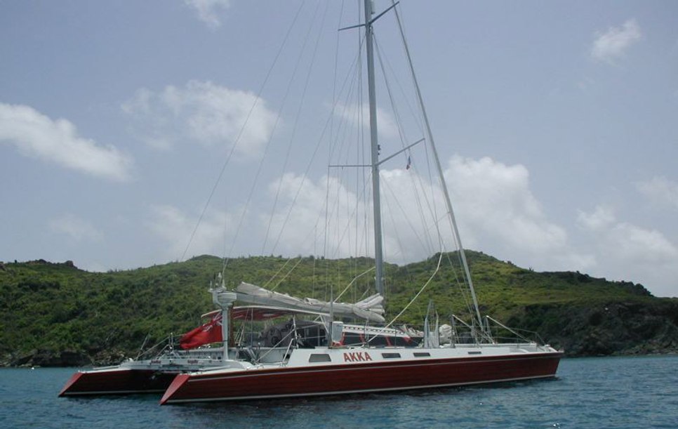 Akka Charter Yacht