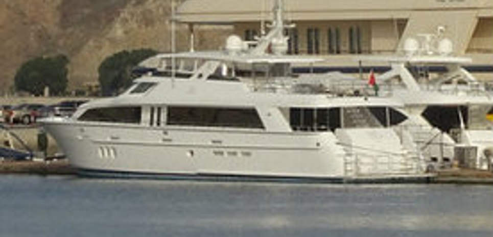 Al Murrih Charter Yacht