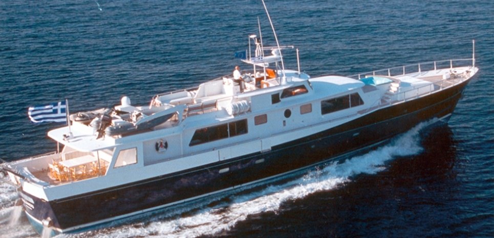 Alaya Charter Yacht