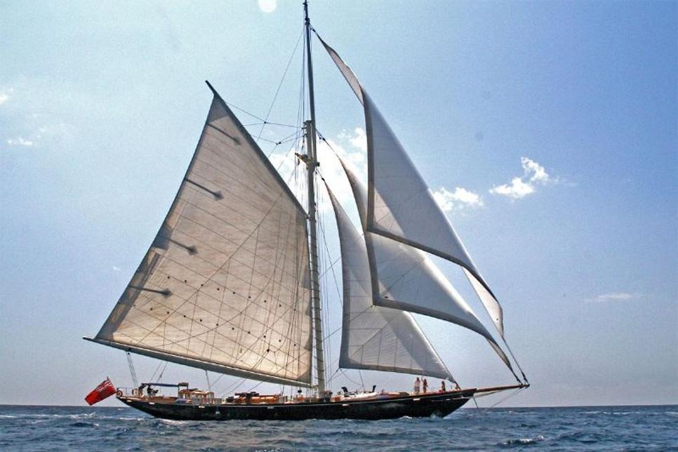 Alexa of London Charter Yacht
