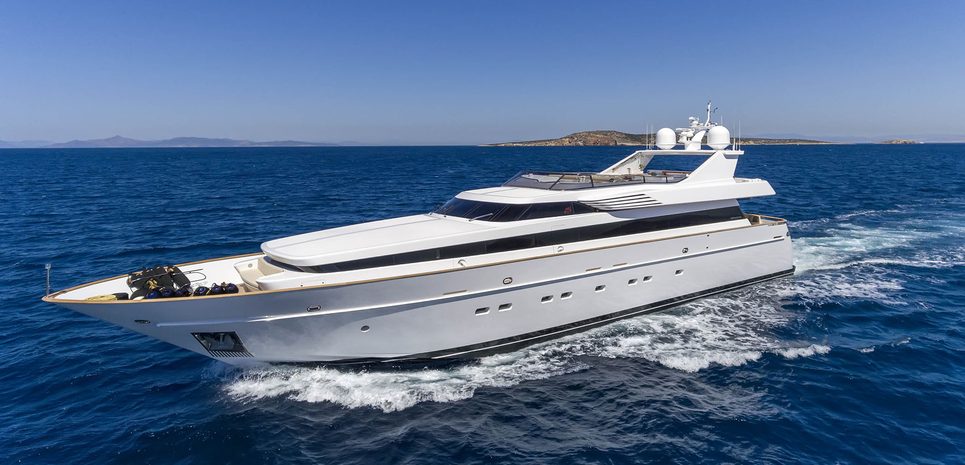 Alexia AV Charter Yacht