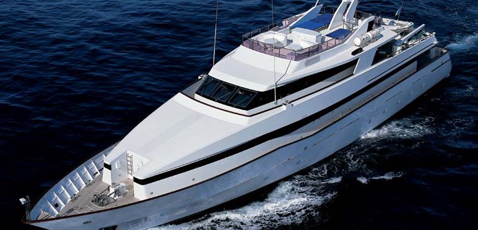 Alia 7 Charter Yacht