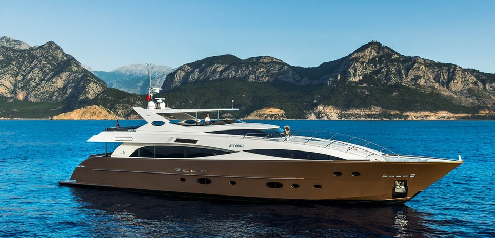 Aliyoni Charter Yacht