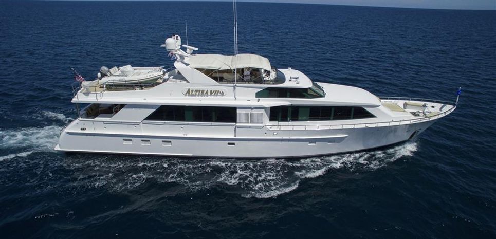 Altisa VII 1/2 Charter Yacht