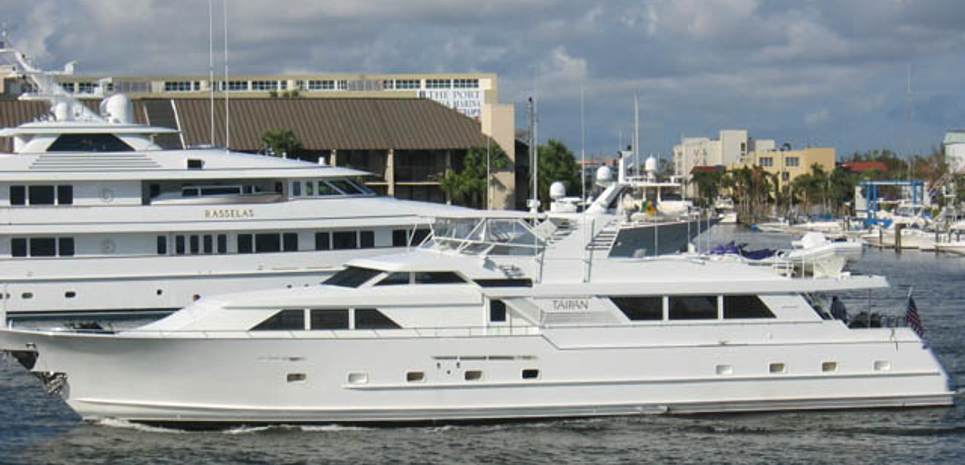 Amixtli Charter Yacht