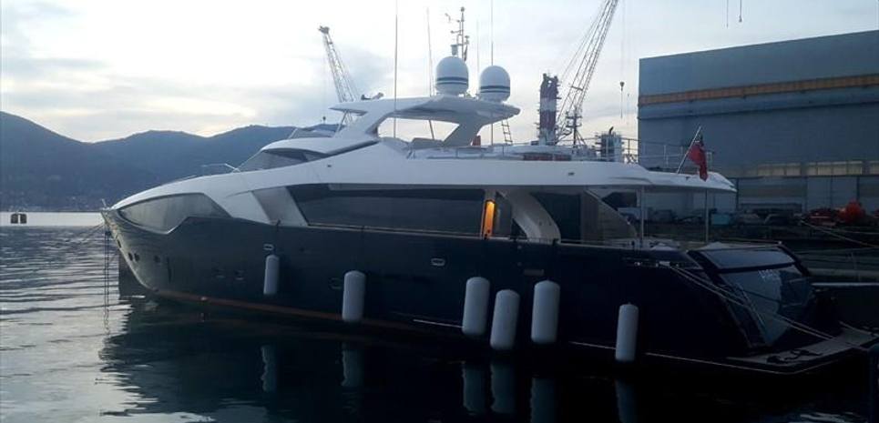 Ares Charter Yacht