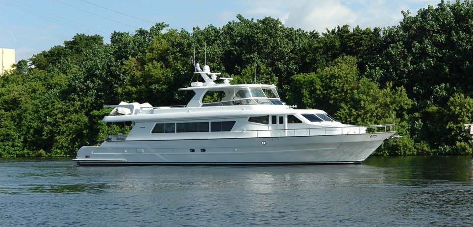 Arndt Charter Yacht