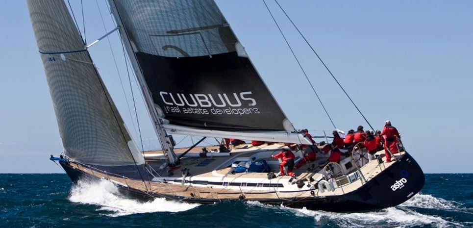 Astro de L'est Charter Yacht