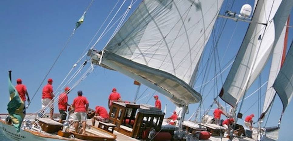 Atrevida Charter Yacht