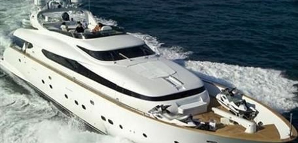 Aveline Charter Yacht