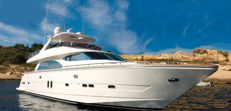 Awenasa Charter Yacht