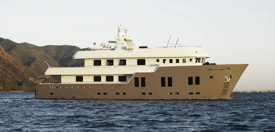 B-Nice Charter Yacht