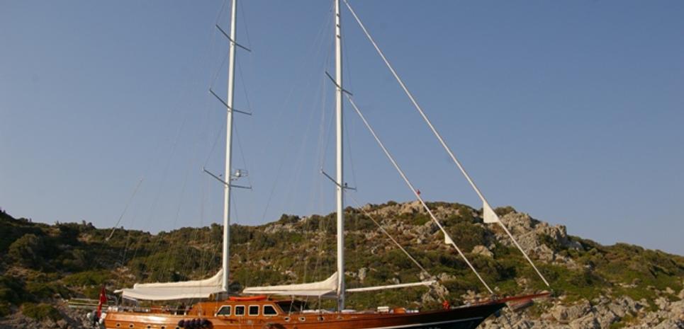 Bedia Sultan Charter Yacht