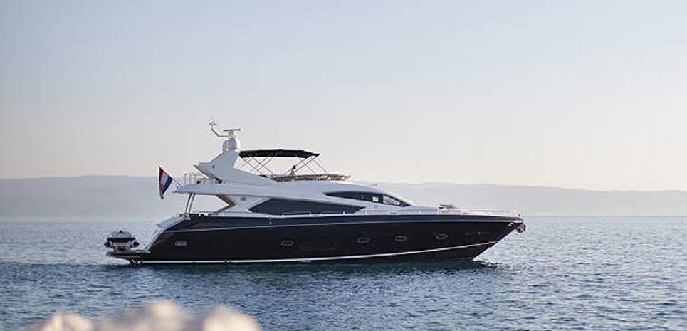 Black Mamba Charter Yacht