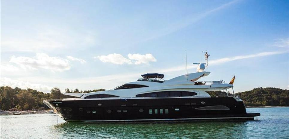 Blossom Charter Yacht