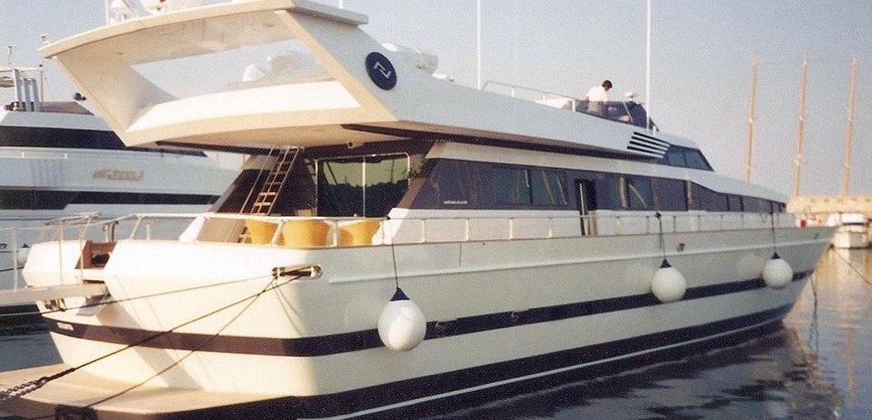 Blowzy Charter Yacht