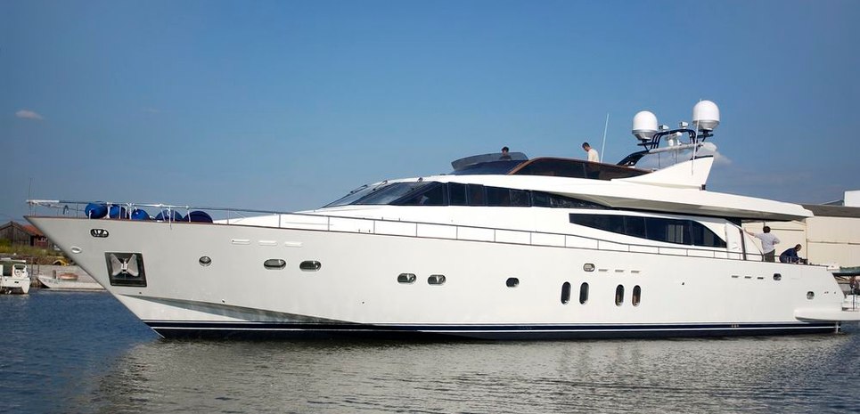 Blue Deep Charter Yacht