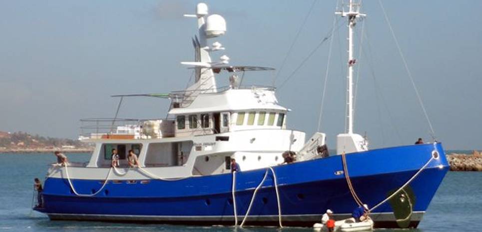 Blue Dream III Charter Yacht