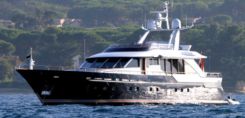 Bluesette Charter Yacht