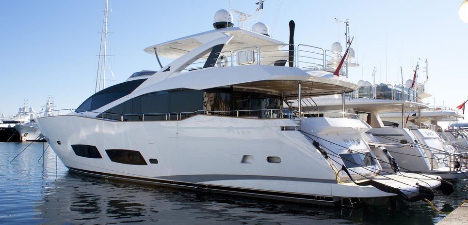 Bluff Charter Yacht