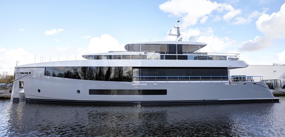 Capri 3 Charter Yacht