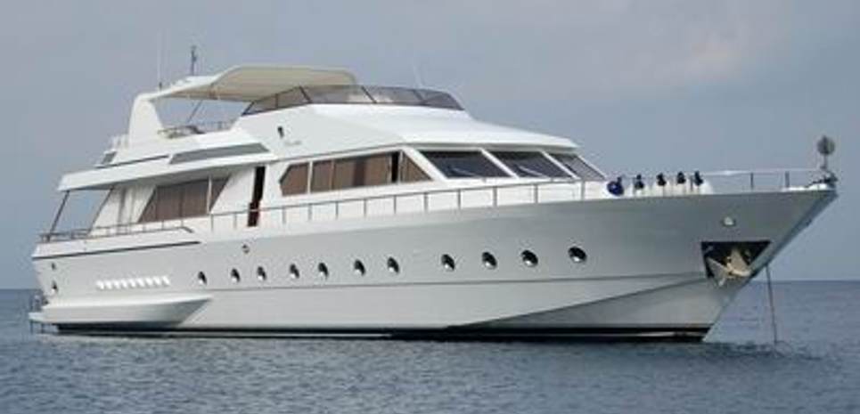 Carroll House Charter Yacht