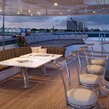 Casino Royale Yatch Casino Royale Yatch