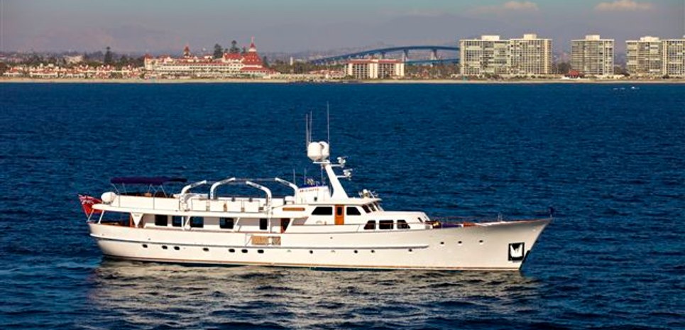 Chanson Charter Yacht
