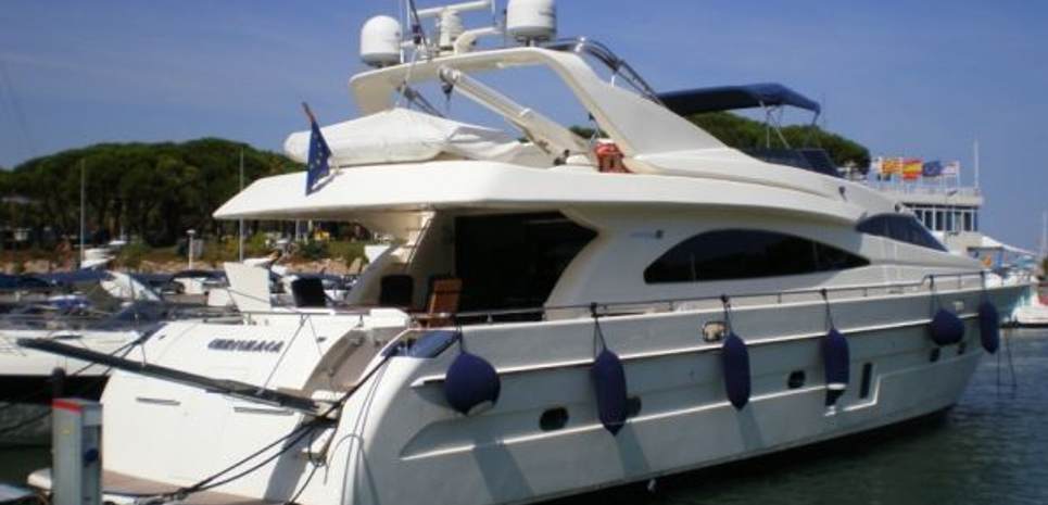 Chirshaca Charter Yacht