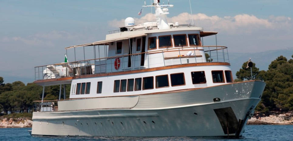 Clara One Charter Yacht