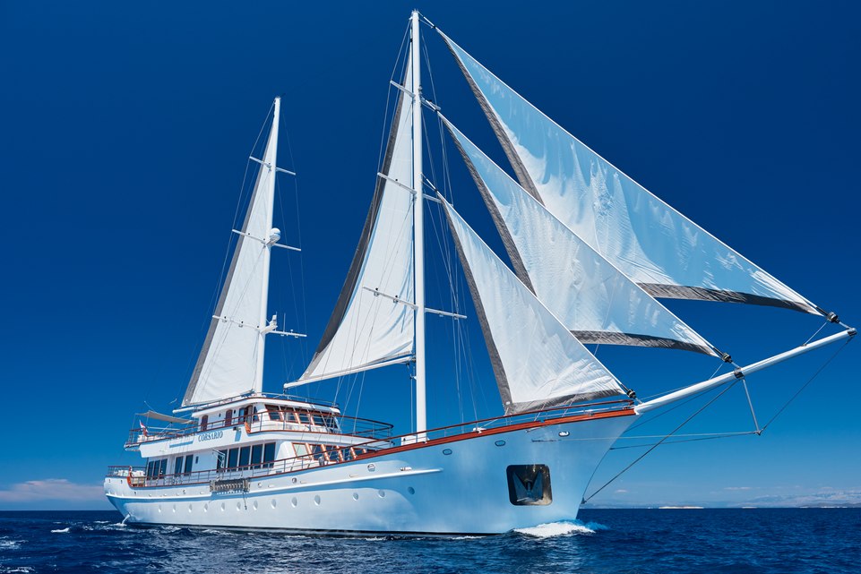 Corsario Charter Yacht