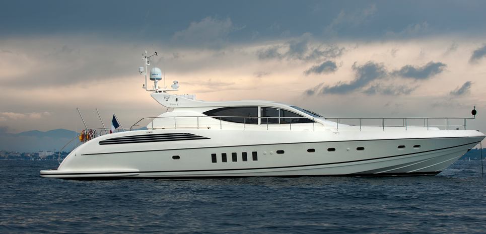 Cristal 1 Charter Yacht