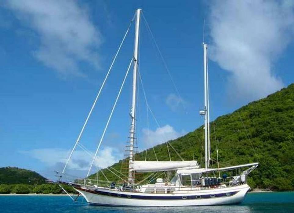 Crystal Clear Charter Yacht