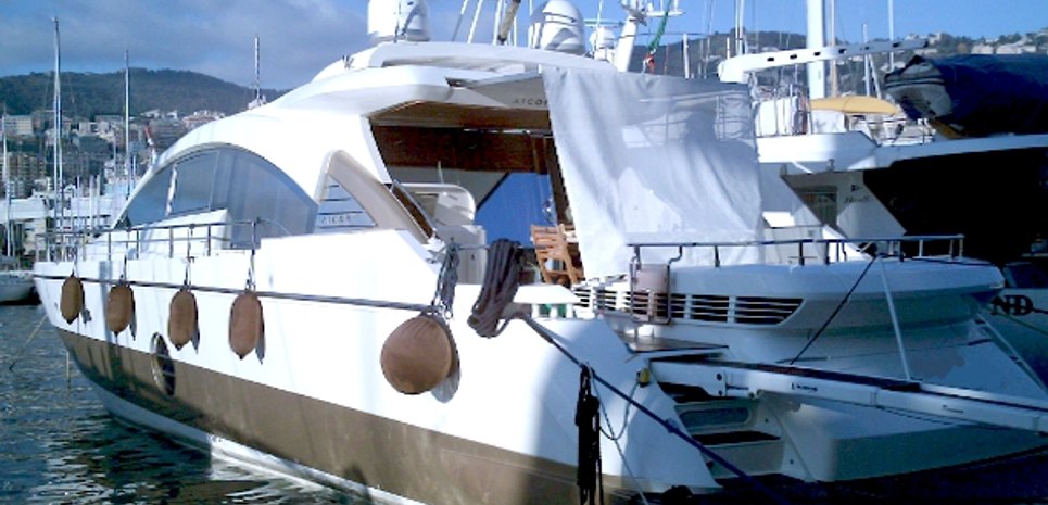 D-Gold Charter Yacht