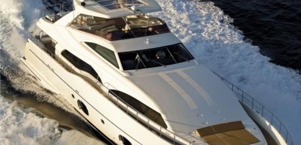 Dalfa Charter Yacht