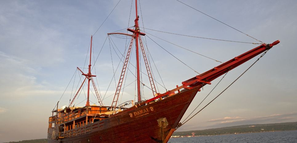 Damai Charter Yacht