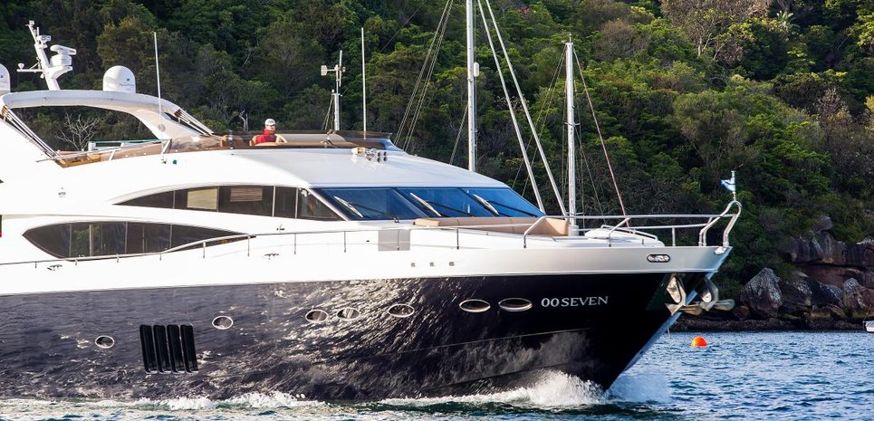 Dancing Queen Charter Yacht