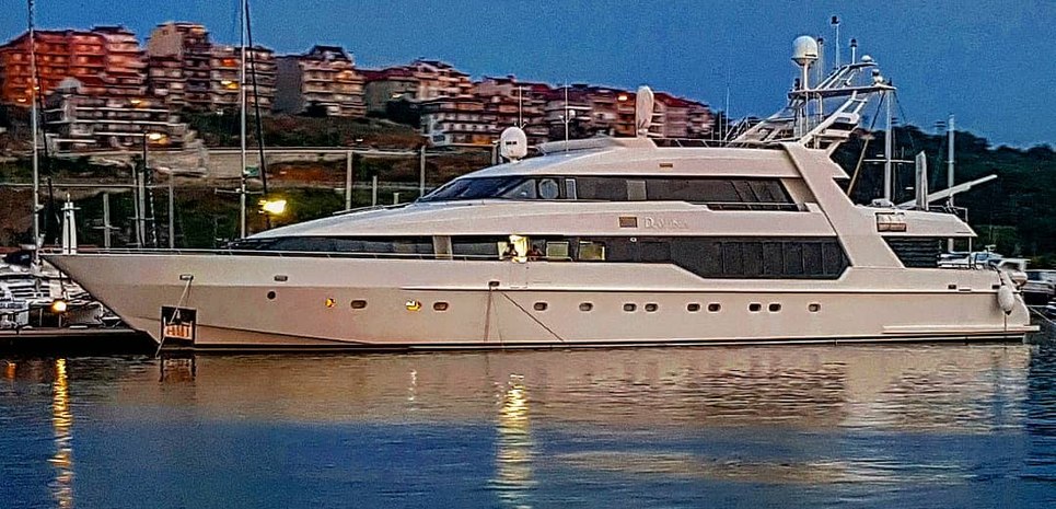Davina Charter Yacht