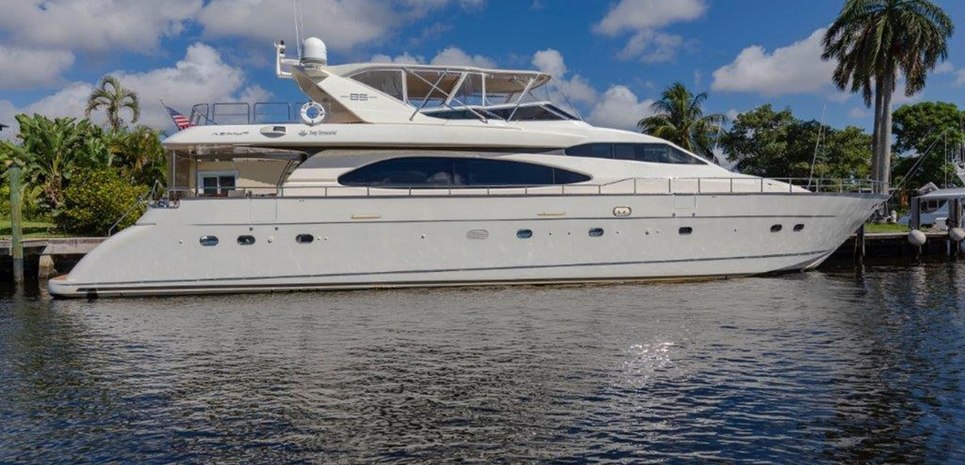 Day Dreamin' Charter Yacht