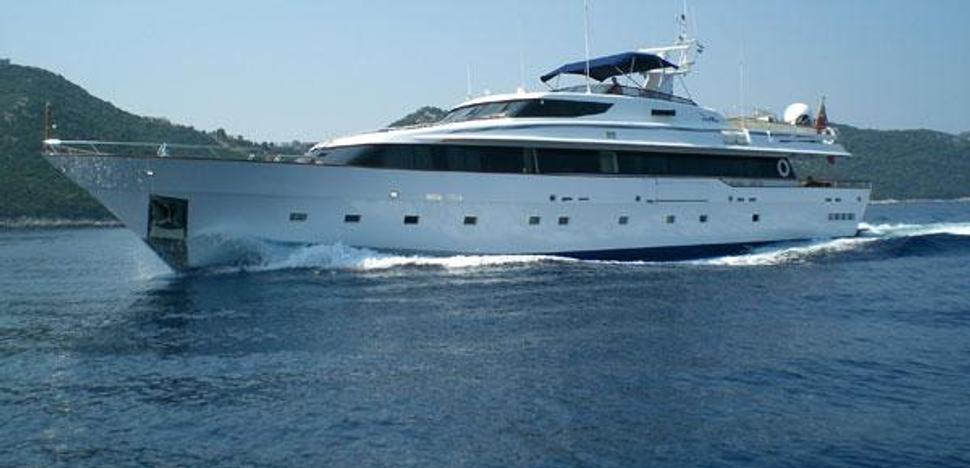 deep blue yacht charter