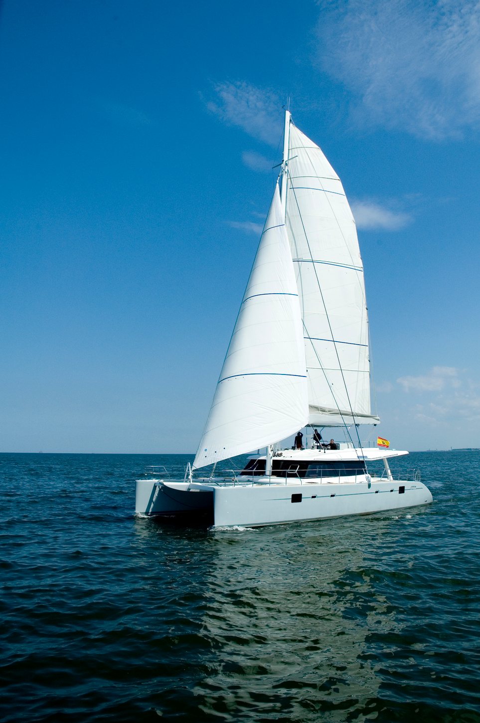 Depende IV Charter Yacht
