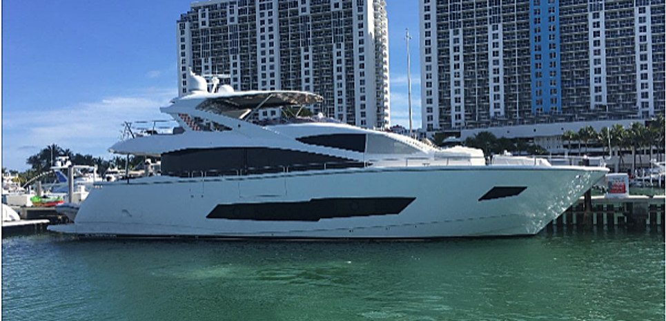 Docqua Charter Yacht