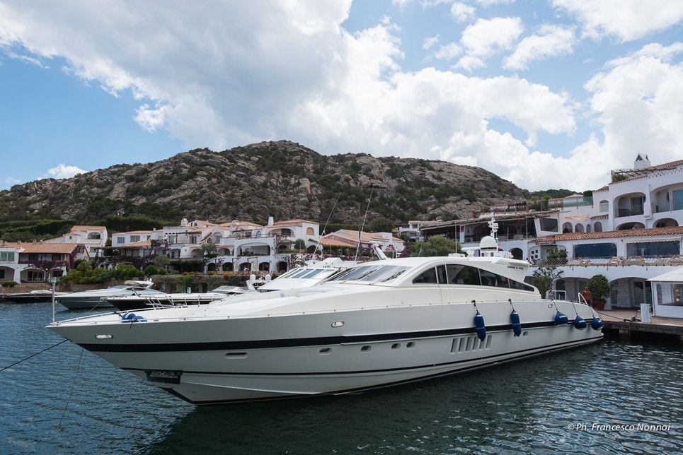 Doha Charter Yacht
