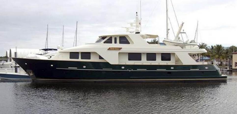Dozer Charter Yacht