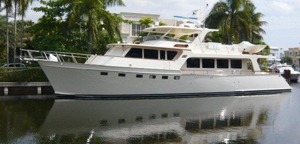 Dreamliner Charter Yacht