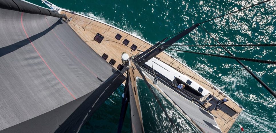 EGI4 Charter Yacht