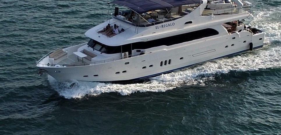 El Regalo Charter Yacht