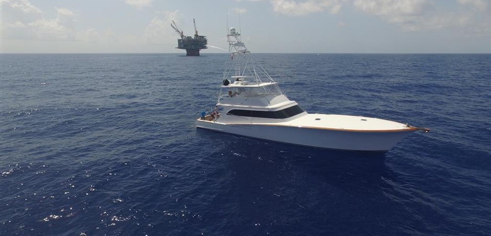 El Suertudo Charter Yacht